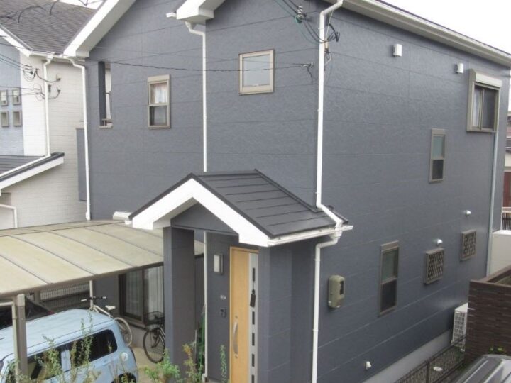 【和歌山市】　H様邸<br>『ニンバスの外壁にディープグレーの落ち着いた雰囲気のかっこいい素敵な仕上がりに…✧₊°』
