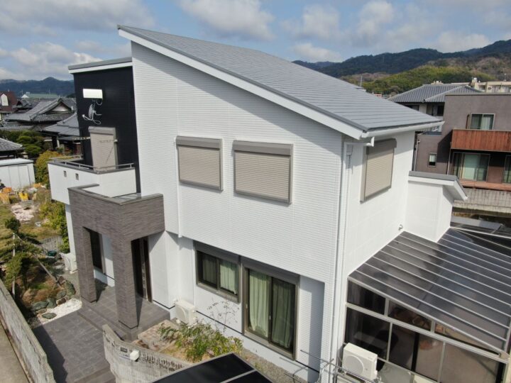 【和歌山市】　Ｓ様邸<br>『外壁・アクセント・屋根全てを高級感溢れるグレーで統一したこだわりが際立つ仕上がりに…✧₊°』インテグラルコート塗布