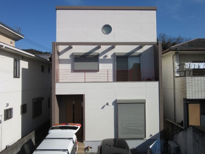 【和歌山市】　H様邸<br>『グレージュとココアブラウンの外壁がオシャレで新築のような素敵な仕上がりに…✧₊°』
