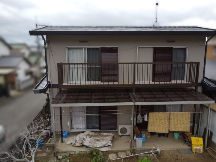 【和歌山市】M様邸<br>『グレ－ジュ系の外壁とディープグレーの屋根が、モダンで落ち着いた風合いの素敵な仕上がりに…✧₊°』