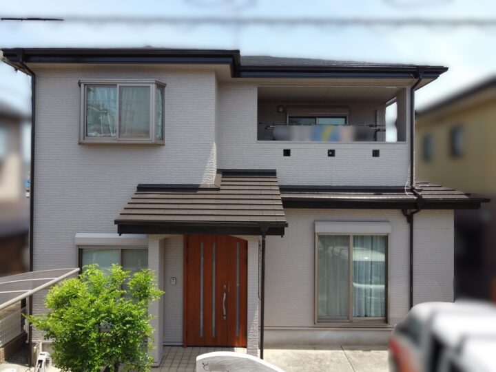 【和歌山市】O様邸<br>『人気の高い明るめのグレージュ系の外壁とブラウン系の屋根で、光沢感を持たせつつ落ち着いた色合いの仕上がりに…✧₊°』