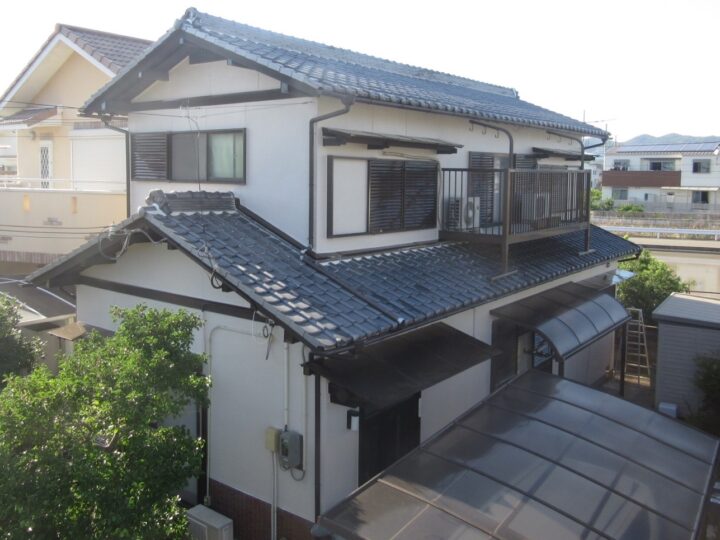 【和歌山市】F様邸<br>『暖かな色合いのエクルグレージュの外壁が、落ち着いた印象を与えてくれる素敵な仕上がりに…✧₊°』