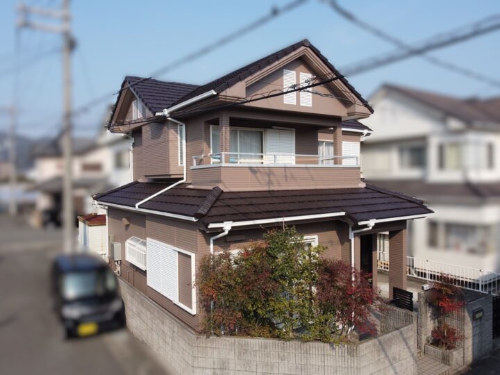 【岩出市】S様邸<br>『色見の異なるグレージュ系の2色仕上げで、温かみのある素敵な仕上がりに…✧₊°』