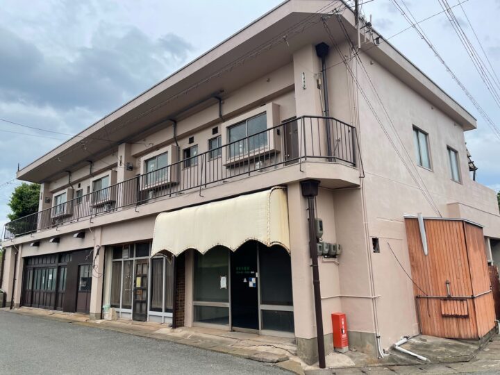 【和歌山市】　U様邸<br>『フォーンブラウンの外壁が落ち着いた印象の素敵な仕上がりに…✧₊°』