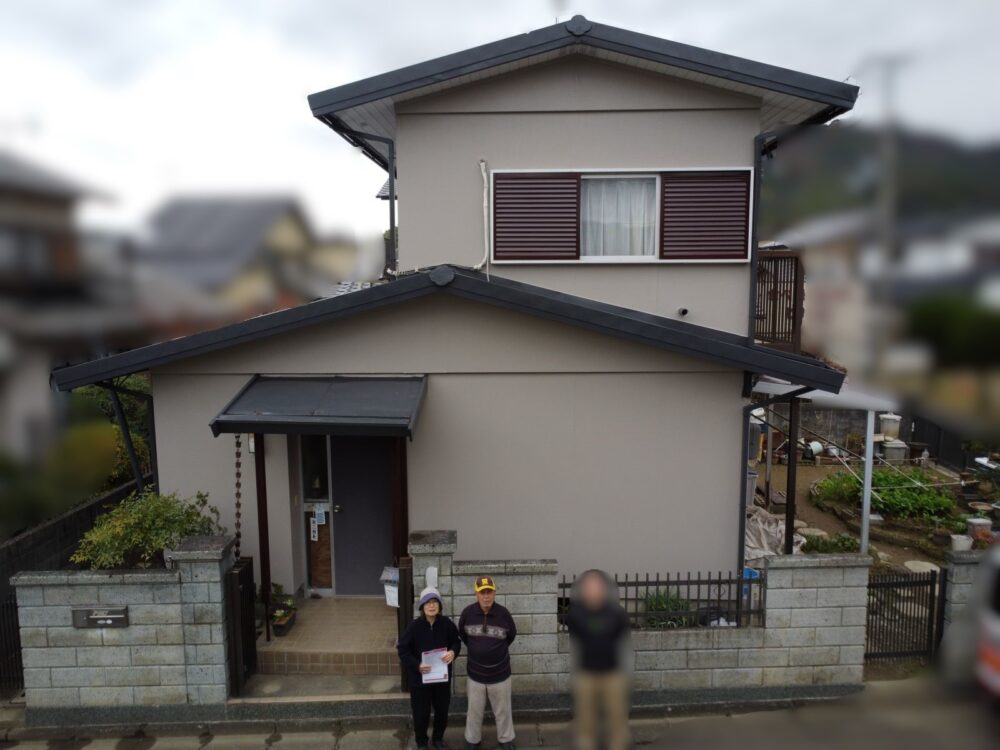 和歌山市　M様邸の塗り替えリフォーム事例をご紹介 <br>累計口コミ数 100件超えの塗装工事・防水工事専門店<br>【外壁塗装 和歌山市 エースペイント】 ✨