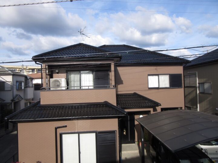 【和歌山市】　T様邸<br>『ブラウンの外壁にブラックの屋根が映える、カジュアルでありながら上品な仕上がりに…” 』