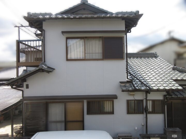 【和歌山市】N様邸<br>『周りに馴染みやすいグレージュ系の外壁で、温かみのある素敵な仕上がりに…✧₊°』