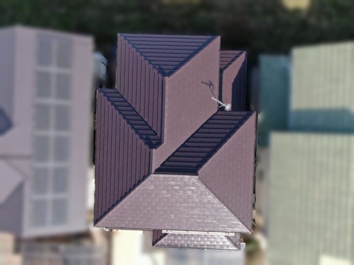 【和歌山市】　K様邸<br>『グレージュ系を基調にした2色の上品な仕上がりと、コーヒーブラウンの屋根が洗練された印象を添えて…。✧₊°』