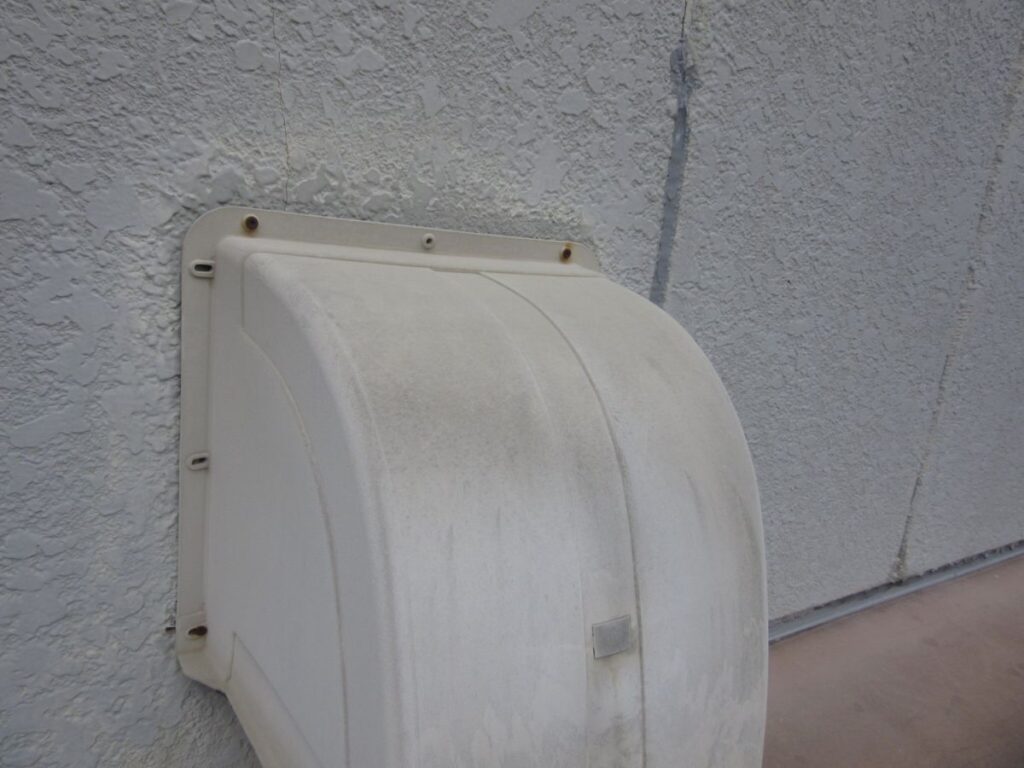外壁塗装 屋根塗装 大阪府岸和田市 K様邸 換気フード