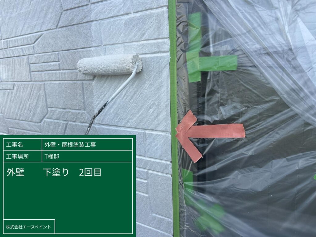 外壁塗装 屋根塗装 和歌山市 T様邸 外壁下塗り2回目