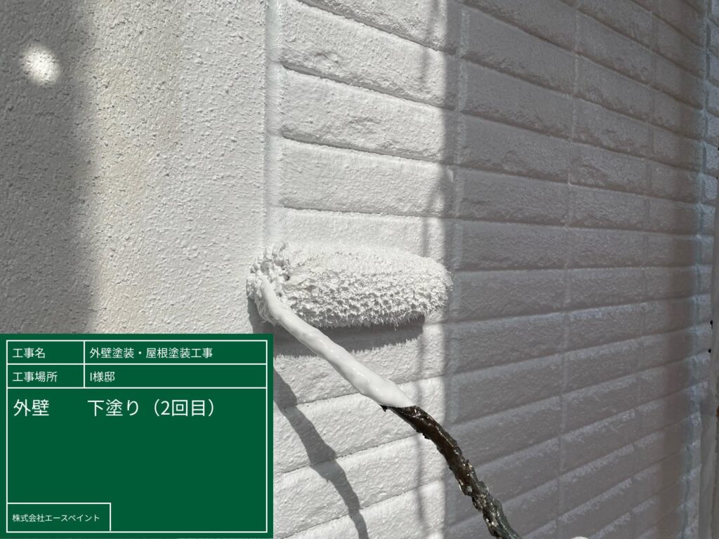 外壁塗装 屋根塗装 紀の川市 I様邸 外壁下塗り2回目