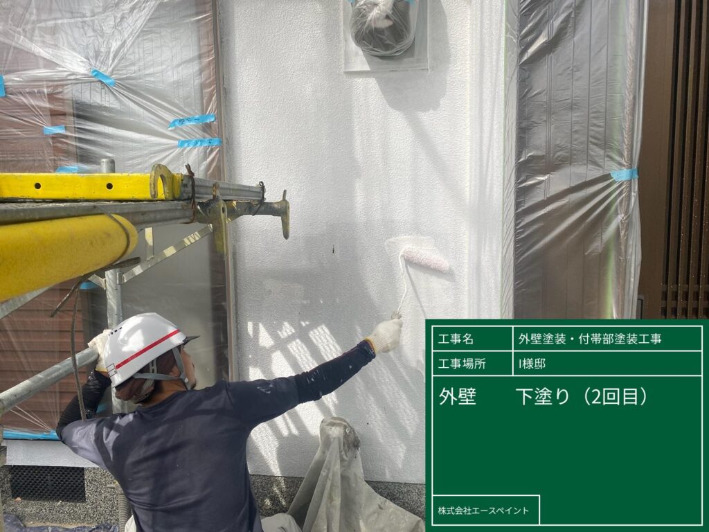 外壁塗装 大阪府泉南郡 I様邸 外壁の下塗り2回目