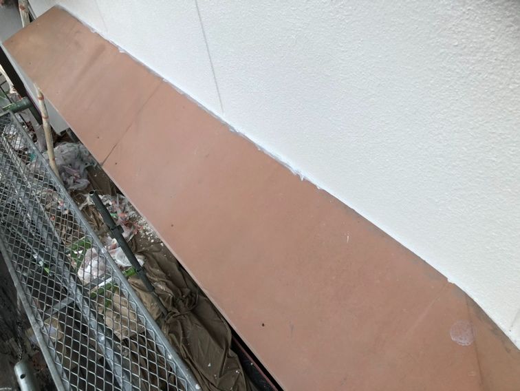 【和歌山市】M様邸　外壁塗装工事<br>『レンガ調の玄関周りにホワイトの外壁・擁壁が神秘的で新築の様な仕上がりに…°˖✧✧˖°』5