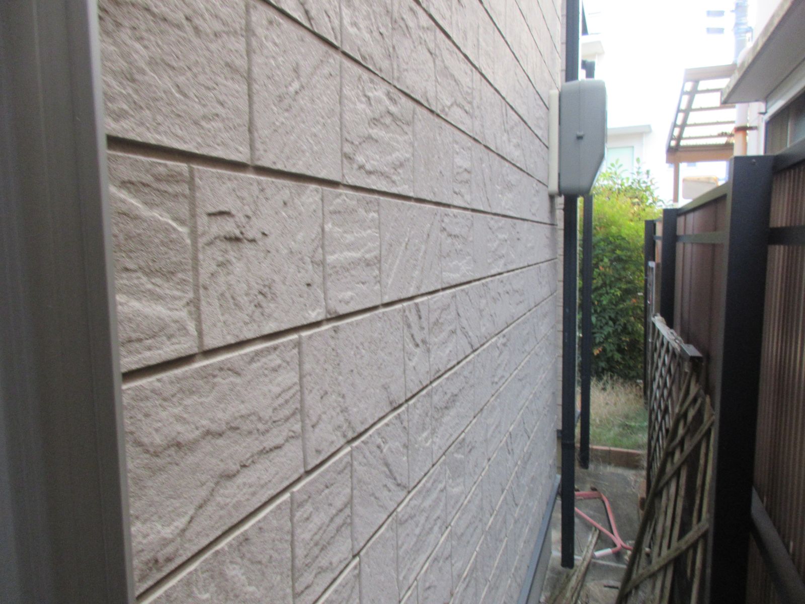 【和歌山市】　K様邸　 外壁・屋根塗装工事<br>『ブラックの屋根・付帯部とホワイトの外壁のコントラストが素敵なお家の仕上がりに…✧₊°』7