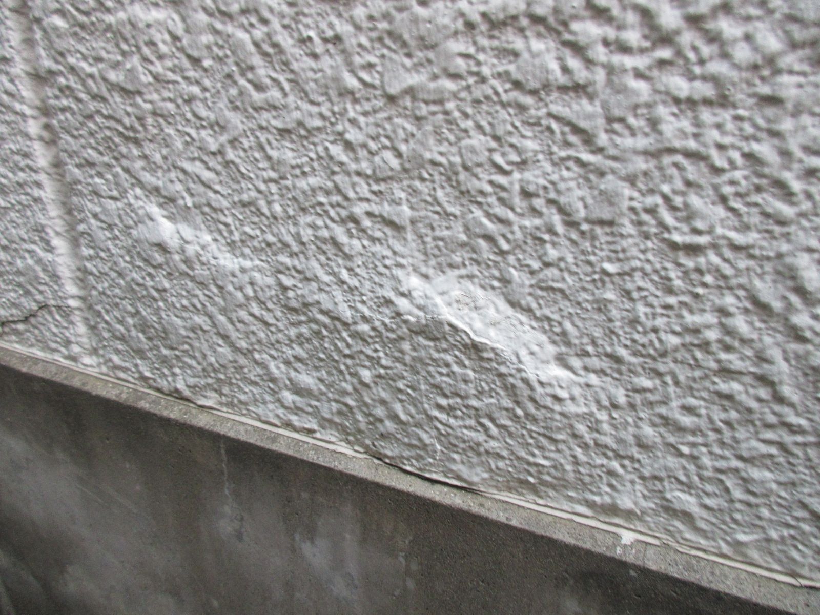 【和歌山市】E様邸　 外壁塗装・防水工事<br>『ホワイトの外壁とパラペットが新築の様な仕上がりのお家に…✧₊°』5