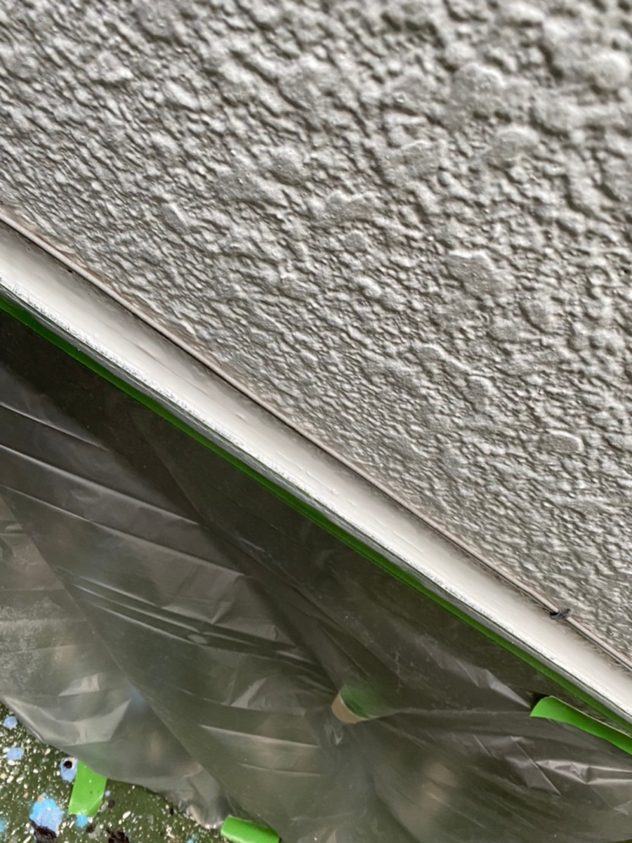 【和歌山市】E様邸　 外壁塗装・防水工事<br>『ホワイトの外壁とパラペットが新築の様な仕上がりのお家に…✧₊°』10