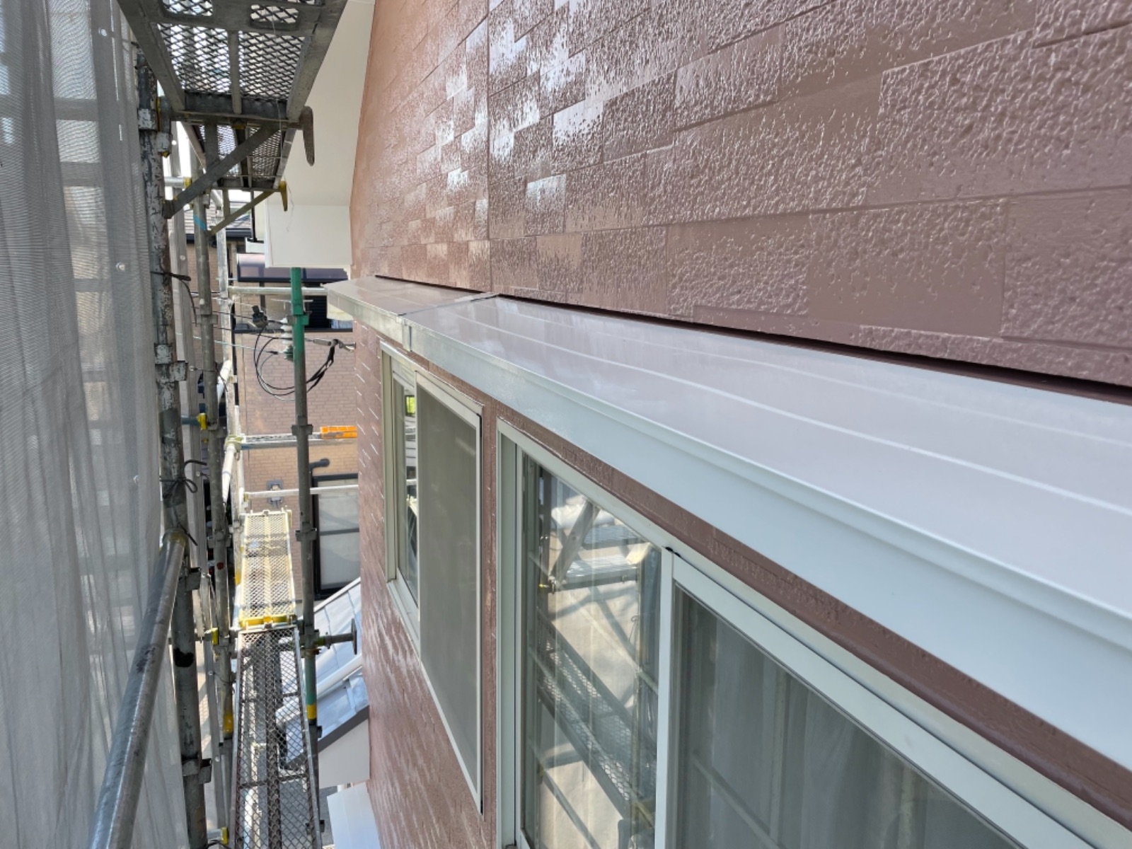 【岩出市】N様邸　外壁塗装・屋根塗装<br>『コーラルピンクの外壁にホワイトの付帯部が印象的な可愛らしい素敵なお家に…✧₊°』20