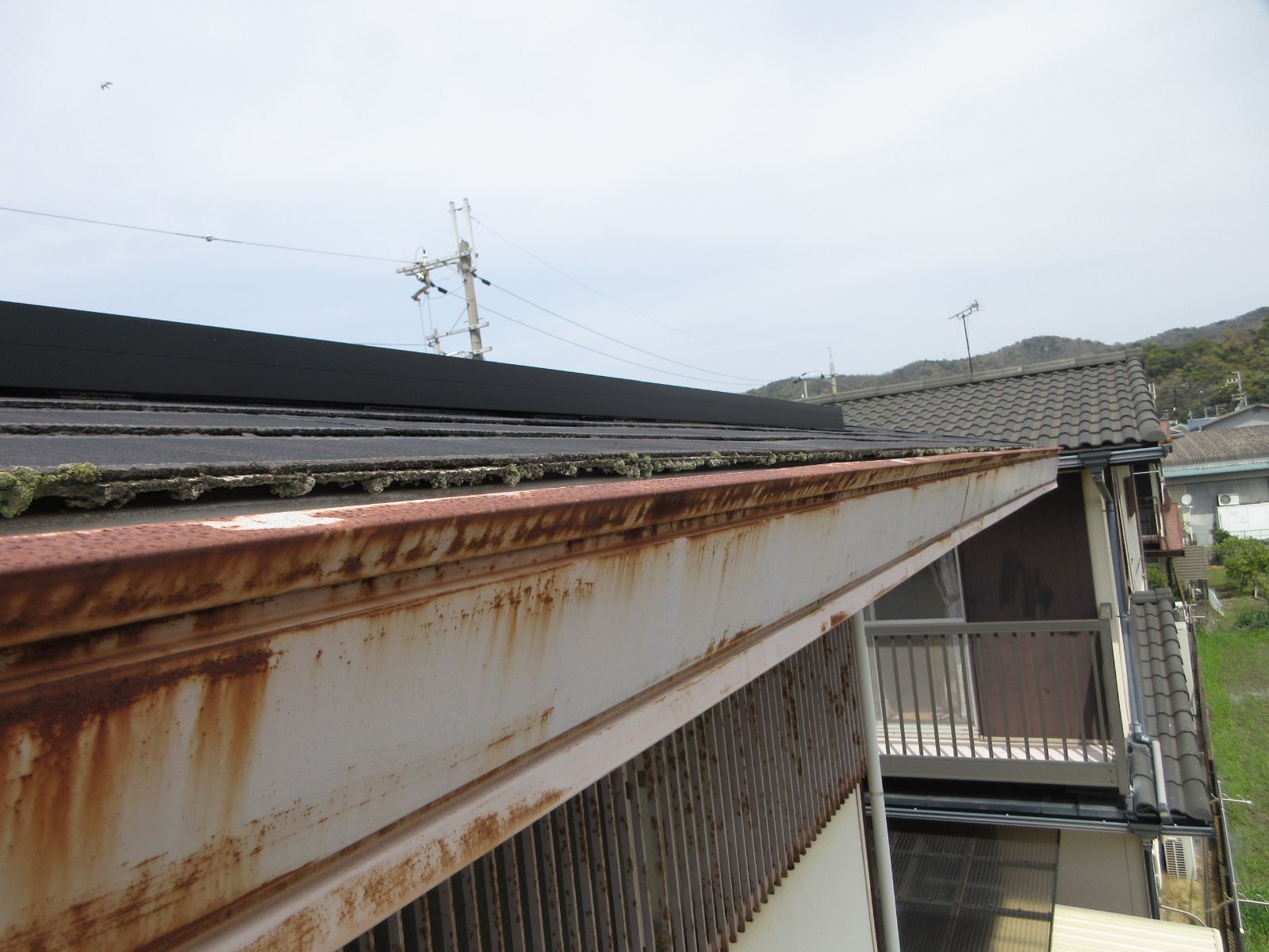 【和歌山市】Ｔ様邸　外壁・屋根塗装工事<br>『ピンクベージュの外壁でモダンに大変身した新築のような仕上がりに…✧₊°』インテグラルコート塗布7