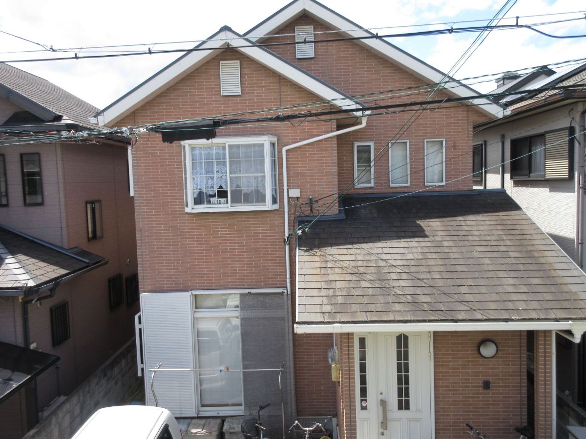 【和歌山市】　K様邸<br>『印象をガラリとチェンジしたライトグレーの外壁に耐候色のブラックの屋根で仕上げたおしゃれなお家に….°˖✧*✧˖°』1