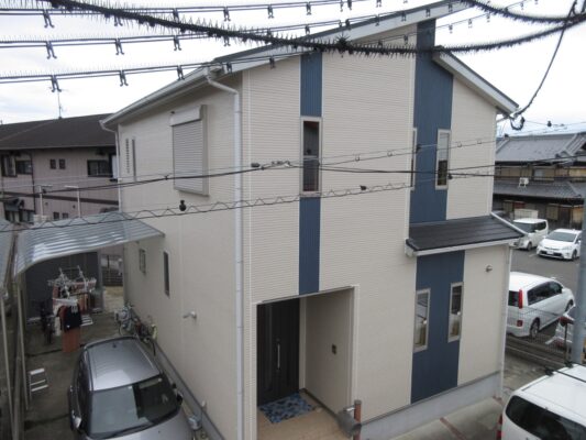 【岩出市】Y様邸<br>『雨漏り対策‼コーキング打ち替えで防水性抜群のお家に…°˖✧*✧˖°』