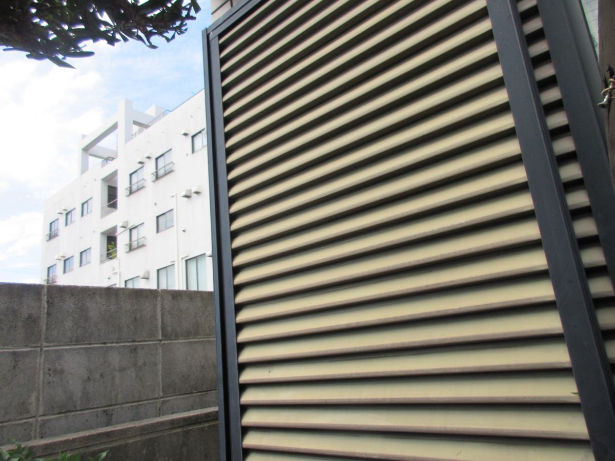 【和歌山市】　K様邸<br>『ホワイトの外壁にブラックの付帯部が引き立つスタイリッシュな新築のような仕上がりに…˖✧』15