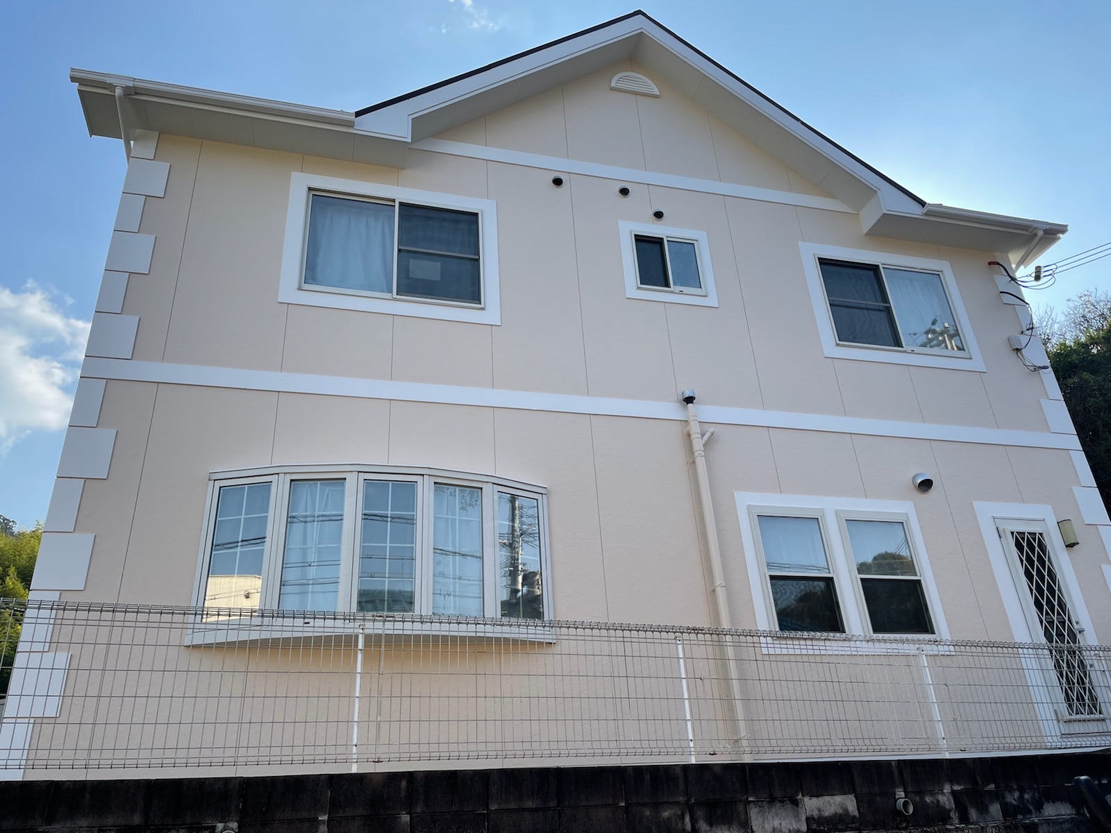 【海南市】 O様邸<br>『住宅のデザインを活かしたおしゃれな仕上がりに…˖✧』2