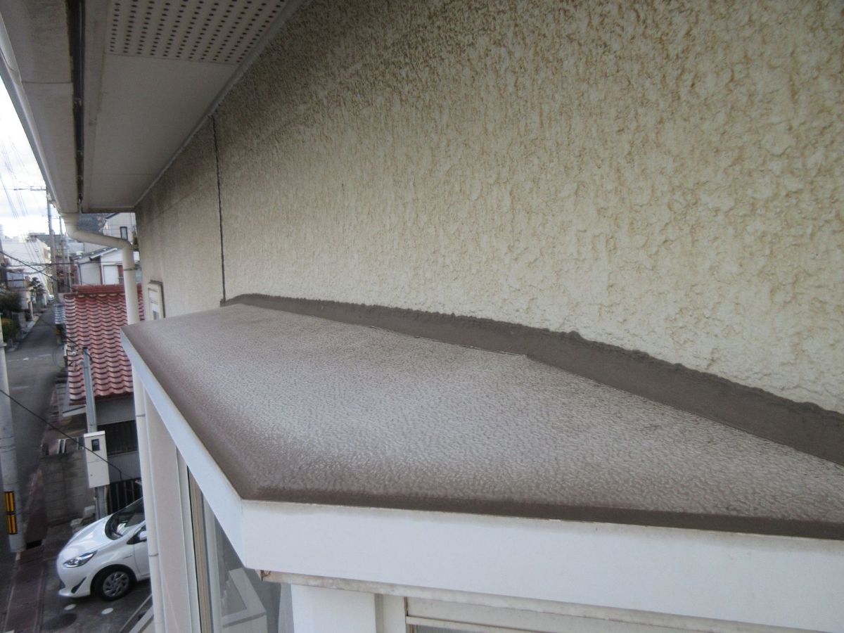 【和歌山市】　D様邸<br>『ダークグレーとライトグレーを組み合わせたツートンカラーの外壁にブラックの屋根で存在感ある仕上がりに…✧₊°』ウルトラTOP塗布19