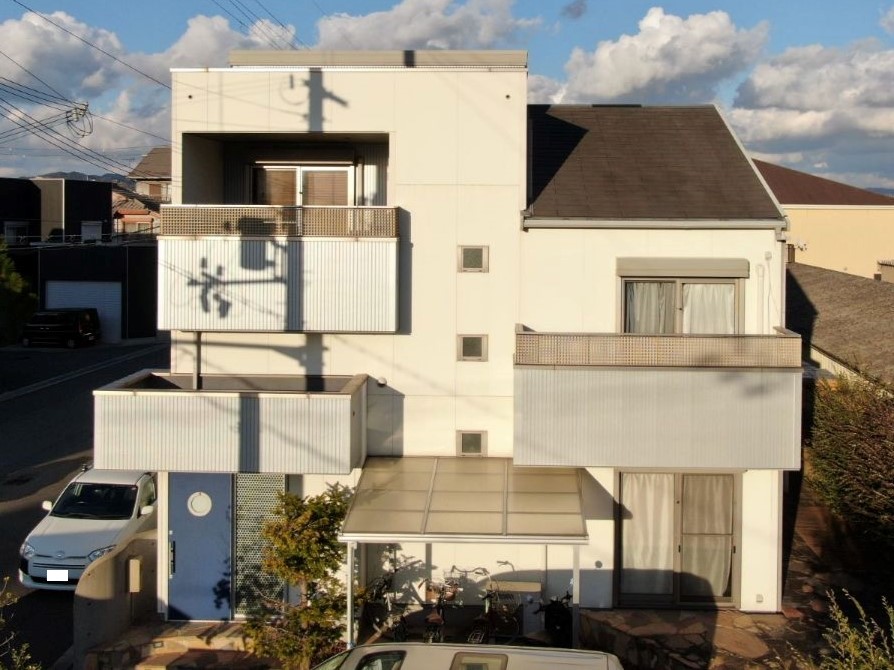 【和歌山市】　K様邸<br>『ブルー系のツートンカラーで仕上げた外壁にナスコンカラーの屋根で爽やかな印象のお家に…✧₊°』1