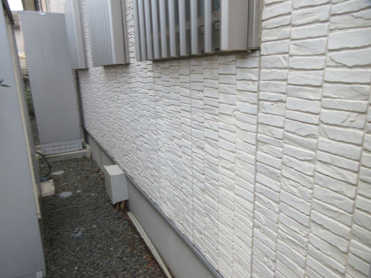 【海南市】 K様邸<br>『模様が際立つクリームホワイトの外壁にディープグレーの屋根が素敵な仕上がりのお家に…✧₊°』3