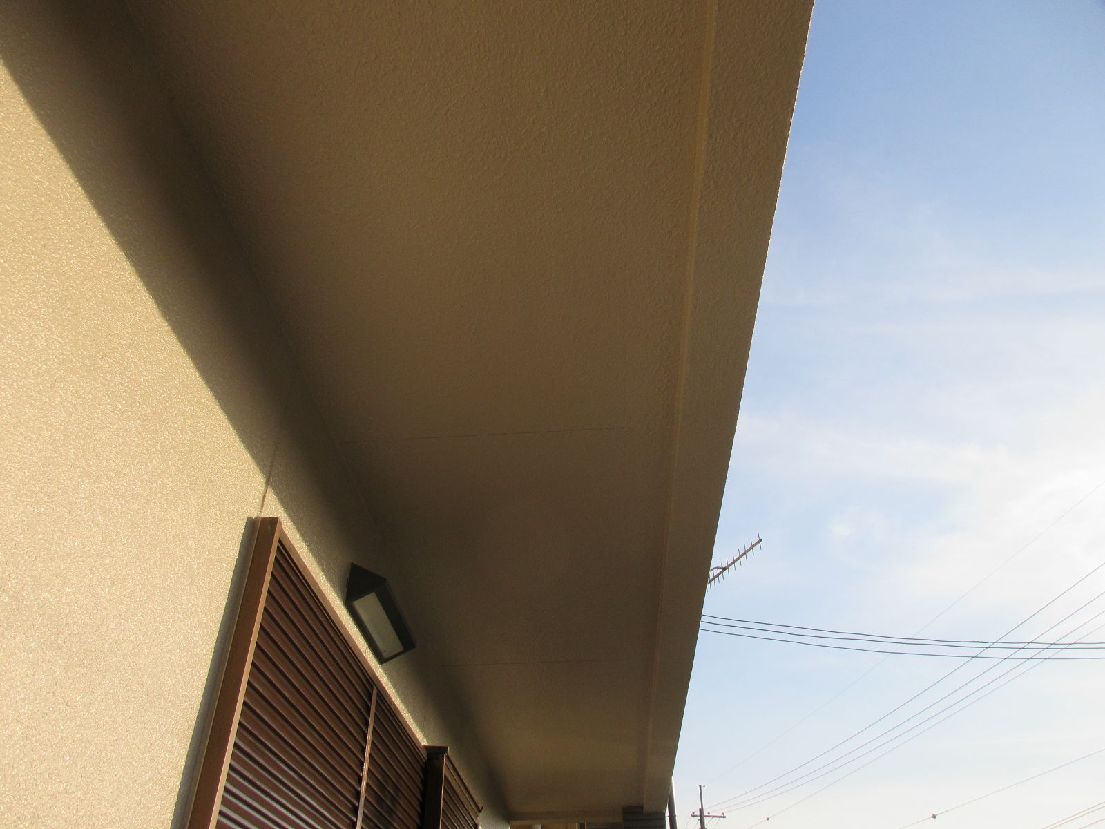 【紀の川市】　H様邸<br>『グレージュの外壁にダークグレーの瓦屋根が落ち着いた印象の素敵な仕上がりに…✧₊°』6