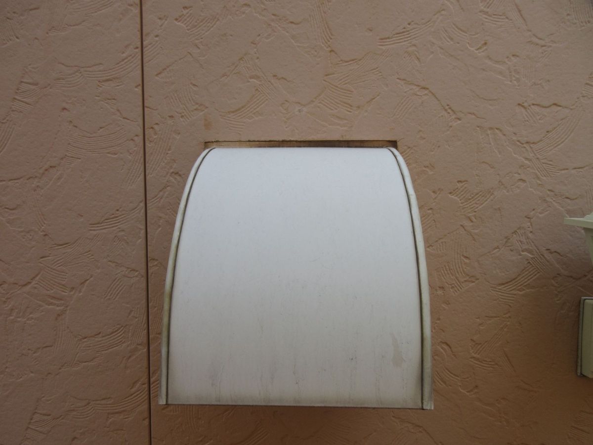 【和歌山市】　O様邸<br>『ガーネットの外壁にホワイトの付帯部が輝く重厚感ある仕上がりに…✧₊°』ウルトラTOP塗布17