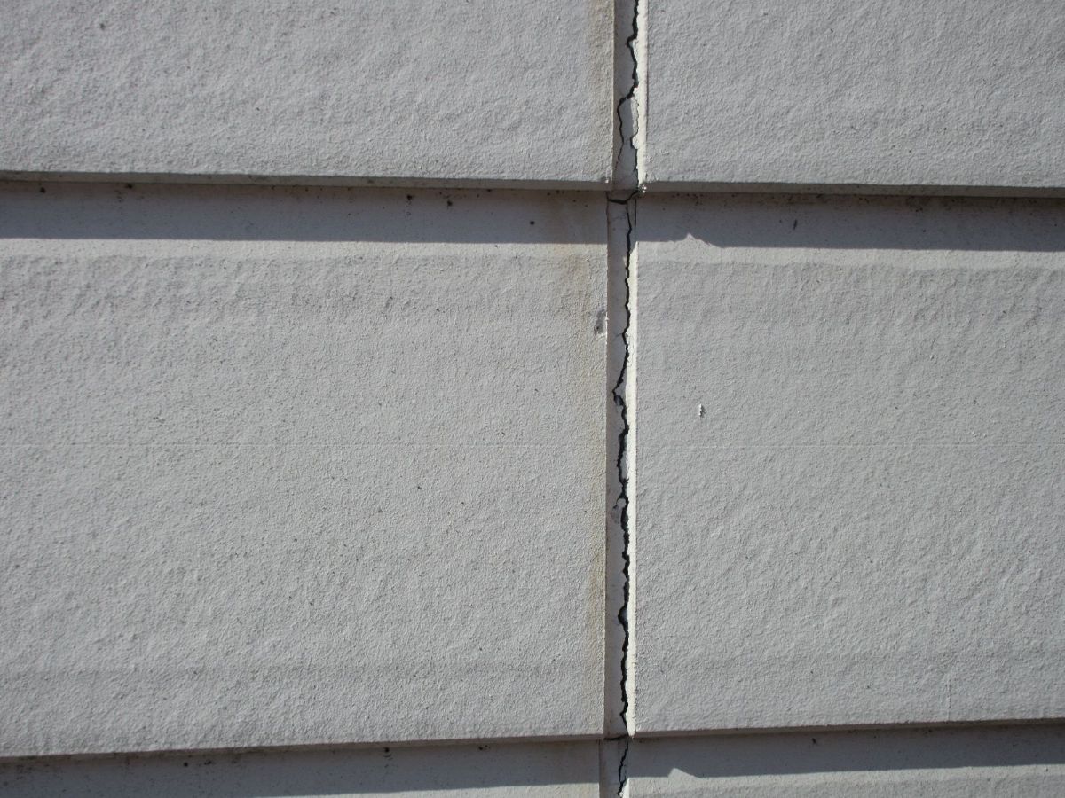 【和歌山市】　S様邸<br>『ホワイトを基調とした外壁にブラックのアクセントがハイセンスで素敵な仕上がりに…✧₊°』インテグラルコート塗布5