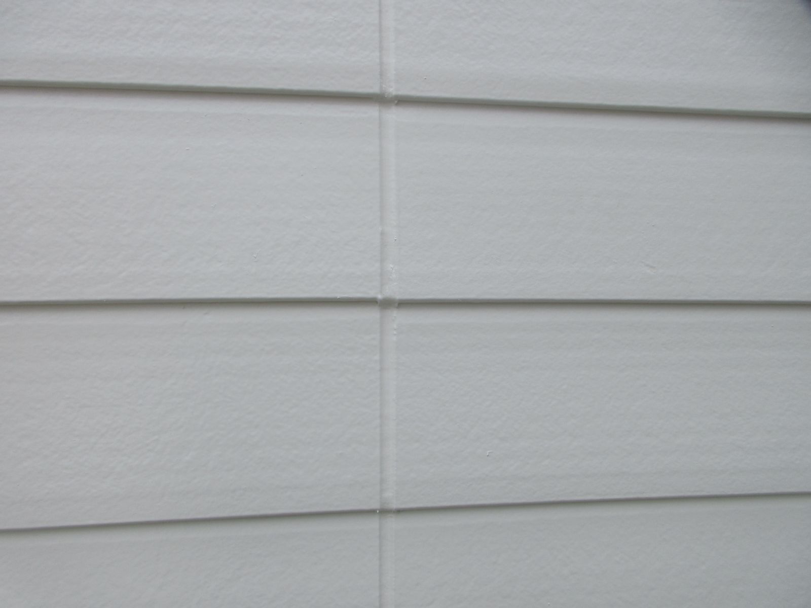 【和歌山市】　S様邸<br>『ホワイトを基調とした外壁にブラックのアクセントがハイセンスで素敵な仕上がりに…✧₊°』インテグラルコート塗布6