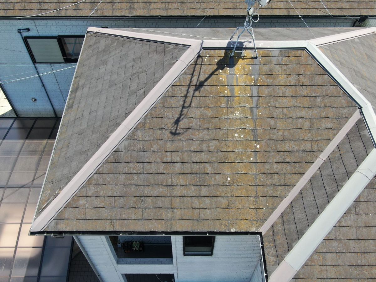 【岩出市】　N様邸<br>『グレージュのグラデーションカラーで合わせた外壁・屋根が素敵でおしゃれな仕上がりに…✧₊°』3