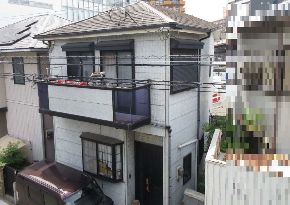 【和歌山市】 T様邸<br>『ブラウンの外壁にブラックの屋根が重厚感溢れる素敵な仕上がりに…✧₊°』1