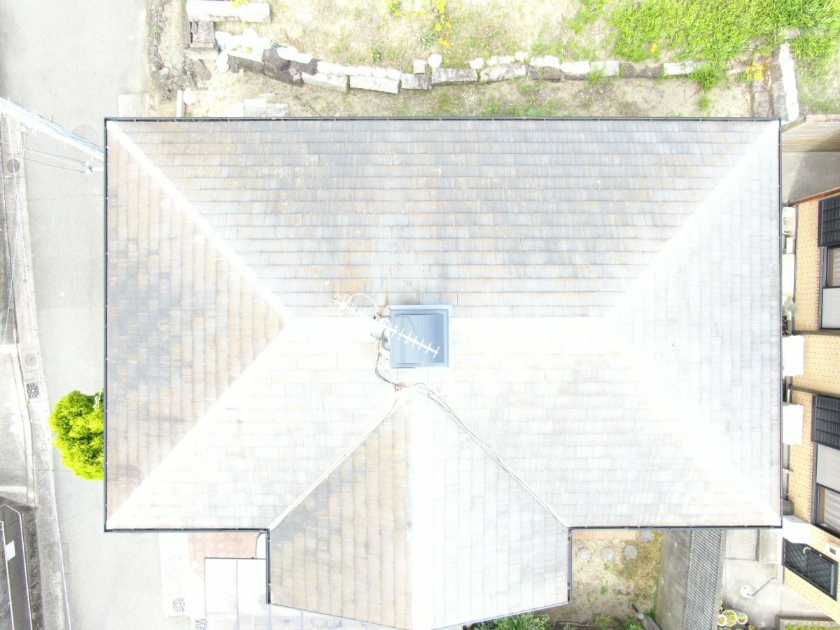 【和歌山市】　I様邸<br>『グレージュカラーで合わせた外壁にダークグレーの屋根が重厚感溢れる素敵な仕上がりに…✧₊°』3