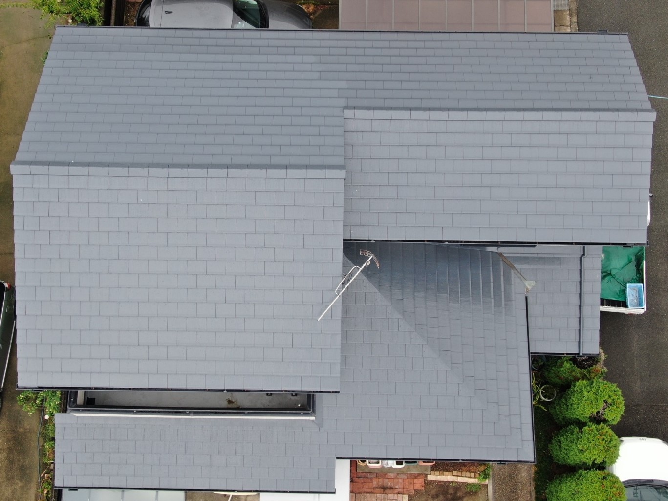 【岩出市】　S様邸<br>『サンドグレージュの外壁にダークグレーの屋根が上品で素敵な仕上がりに…✧₊°』4