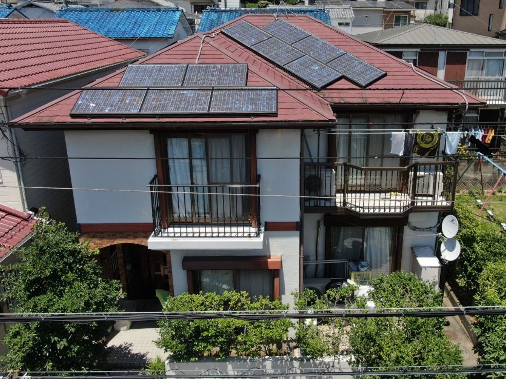 【和歌山市】　S様邸<br>『グレージュの外壁にグリーンの屋根が上品な仕上がりに…✧₊°』ウルトラTOP塗布1