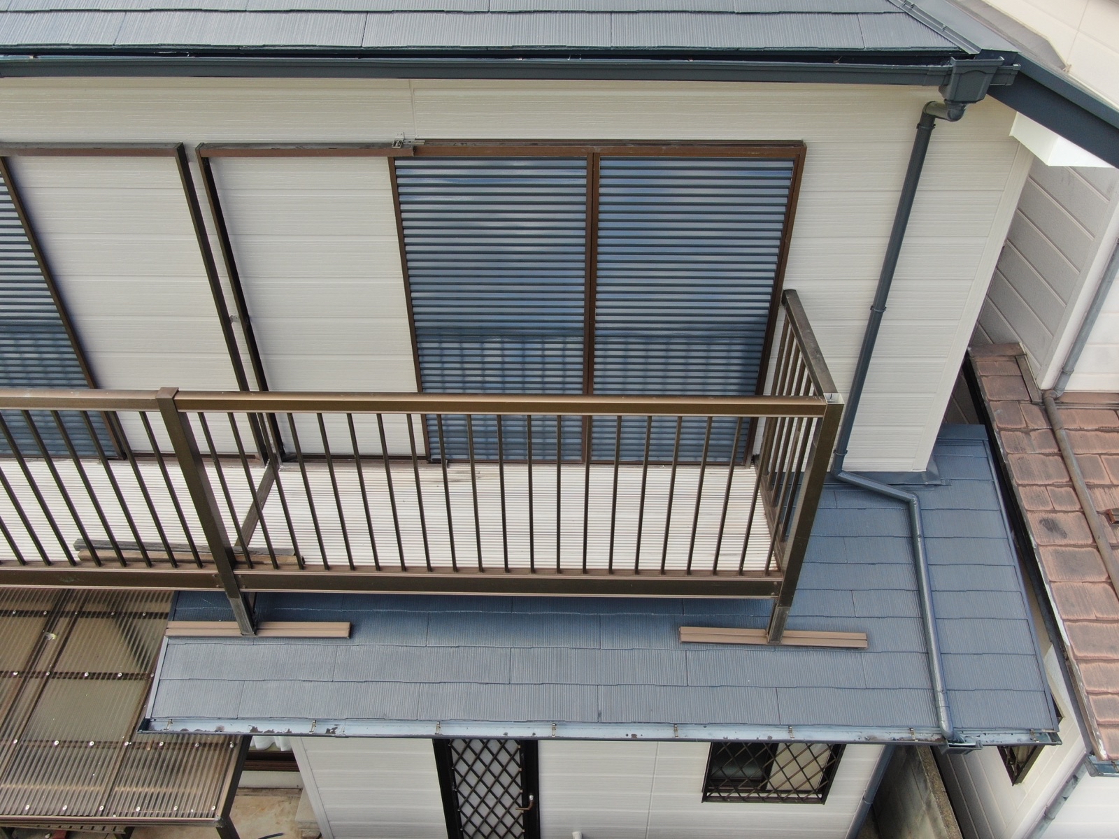 【和歌山市】　K様邸<br>『グレージュの外壁にダークグレーの屋根で落ち着いた雰囲気の素敵な仕上がりに…✧₊°』インテグラルコート塗布8