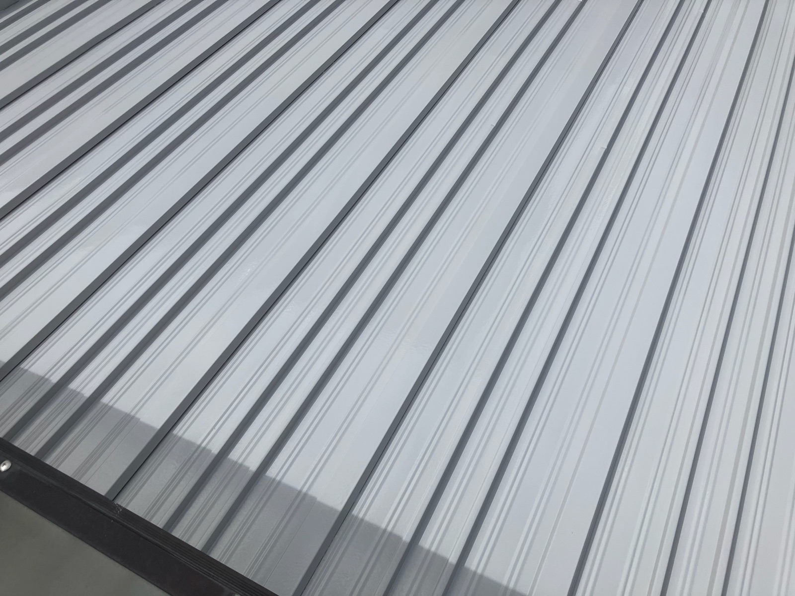 【和歌山市】　M様邸<br>『ライトグレーで統一されたガレージがスタイリッシュで素敵な仕上がりに…✧₊°』8