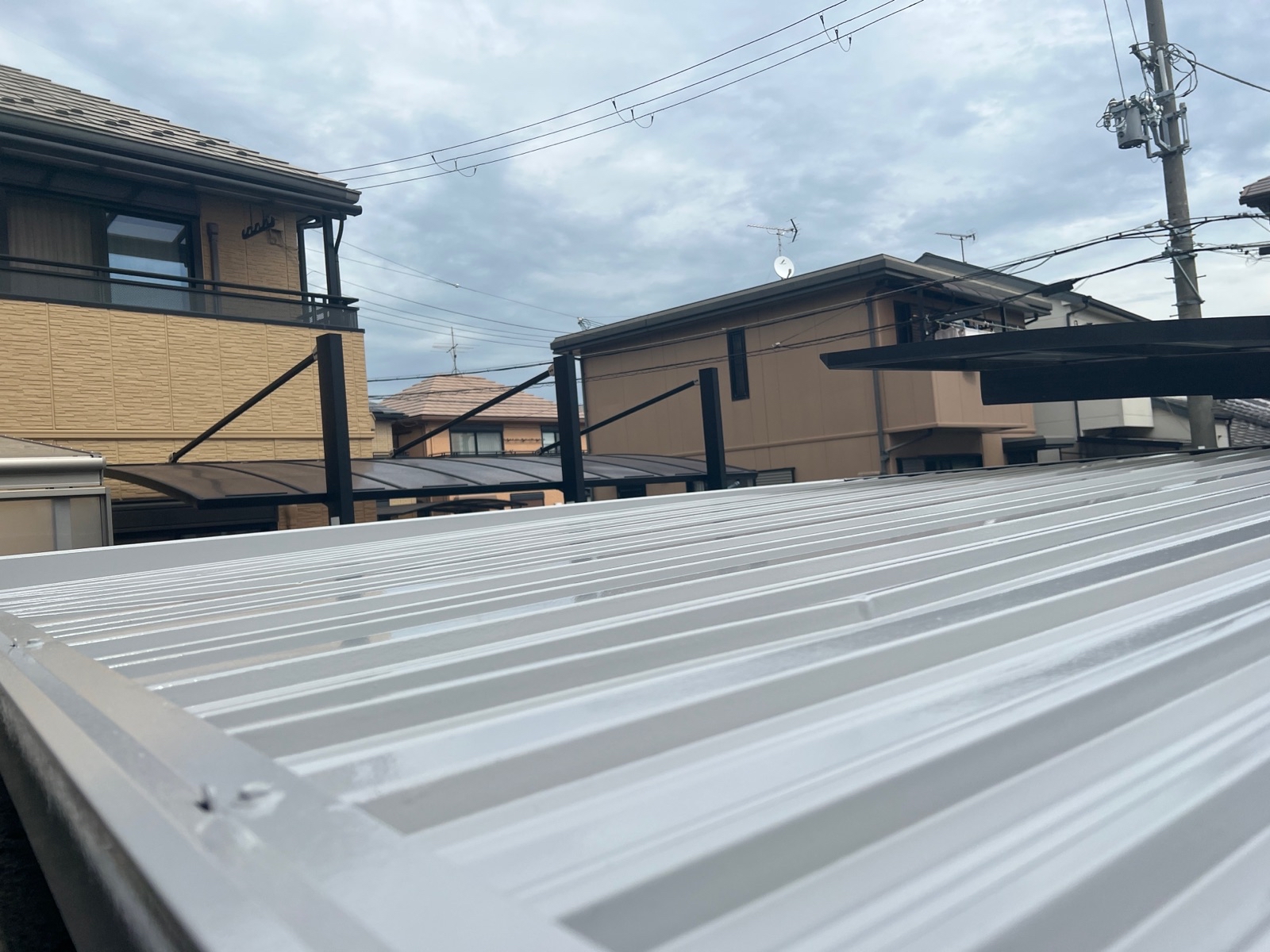 【和歌山市】　M様邸<br>『ライトグレーで統一されたガレージがスタイリッシュで素敵な仕上がりに…✧₊°』6