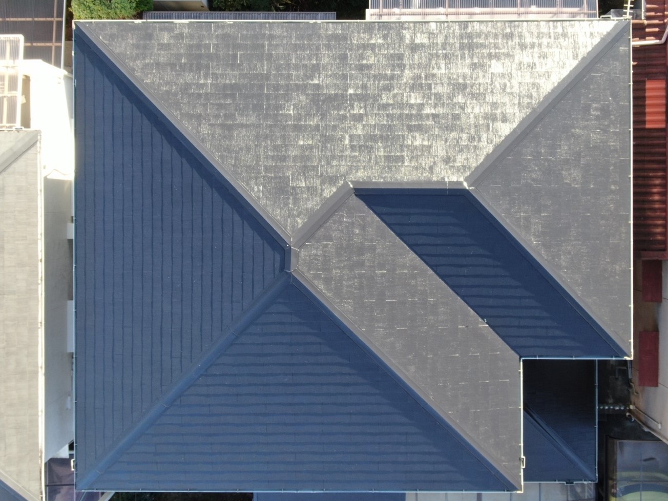 【和歌山市】　D様邸<br>『ダークグレーの外壁にブラックの屋根が重厚感溢れる素敵な仕上がりに…✧₊°』インテグラルコート塗布4