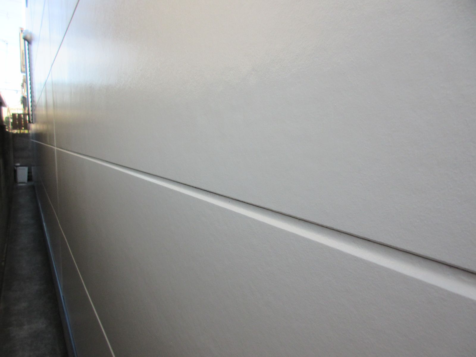【和歌山市】　Y様邸<br>『ホワイトの外壁とグレーの屋根が洗練された素敵な仕上がりに…✧₊°』ウルトラTOP塗布10