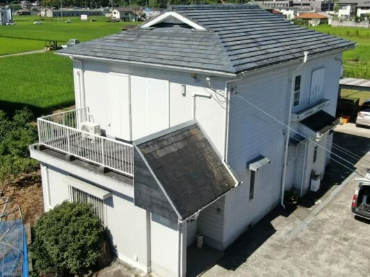 【和歌山市】　T様邸<br>『エコグレーの屋根にグレージュの外壁が穏やかな印象の素敵な仕上がりに…✧₊°』インテグラルコート塗布1