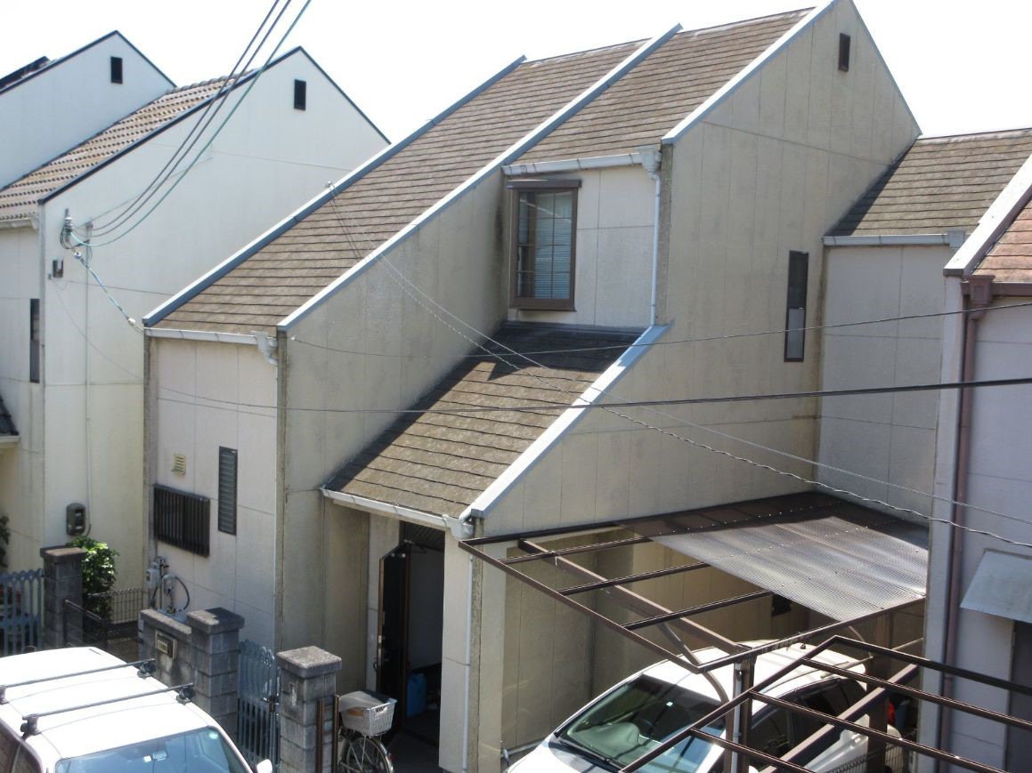 【和歌山市】　S様邸<br>『クリームイエローの外壁にブルーブラックの屋根が穏やかな印象の素敵な仕上がりに…✧₊°』インテグラルコート塗布1