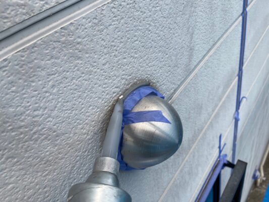 和歌山市密着の外壁塗装・屋根塗装専門店エースペイントの外壁の塗装　換気ガラリ　コーキング打設
