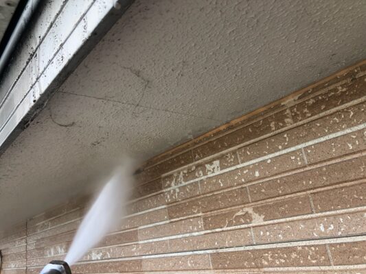 和歌山市密着の外壁塗装・屋根塗装専門店エースペイントの外壁の塗装　高圧洗浄