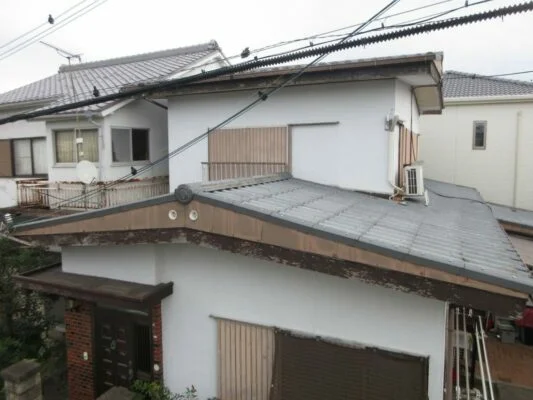 【和歌山市】　M様邸<br>『グレージュの外壁にダークグレーの屋根が落ち着いた印象の素敵な仕上がりに…✧₊°』ウルトラTOP塗布1