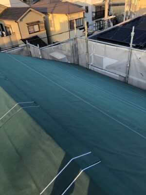 和歌山市密着の外壁塗装・屋根塗装専門店エースペイントの屋根の塗装　下地防水紙