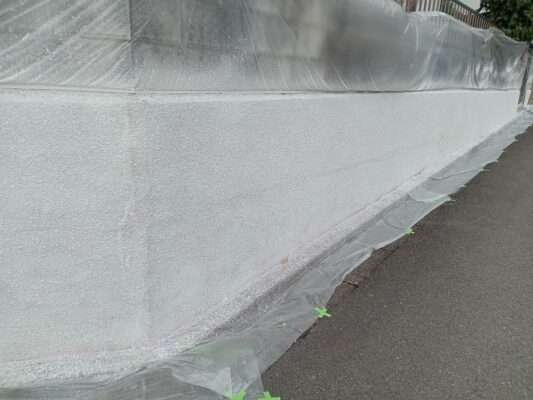 和歌山市密着の外壁塗装・屋根塗装専門店エースペイントの擁壁の塗装　養生